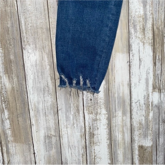 Abercrombie & Fitch Simone High Rise Ankle Jeans with side stripe - Picture 3 of 8